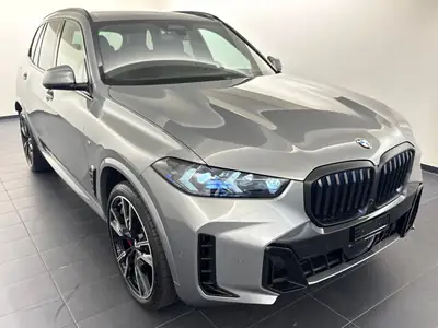 BMW X5 xDrive 40d M Sport Pro — SUV premium diesel hybride, 6500 km seulement — intérieur
