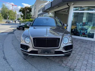 Bentley Bentayga V8 — SUV de luxe 549 ch, sans sinistre, livraison Suisse — arrière