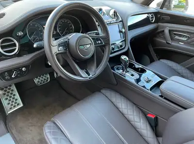 Bentley Bentayga V8 — SUV de luxe 549 ch, sans sinistre, livraison Suisse — Miniature 9