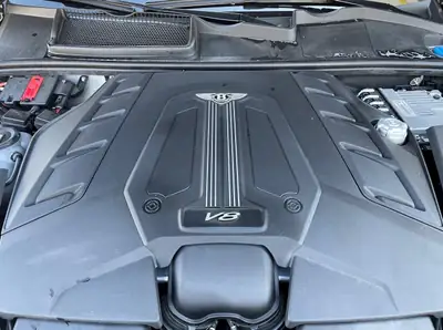 Bentley Bentayga V8 — SUV de luxe 549 ch, sans sinistre, livraison Suisse — Miniature 12
