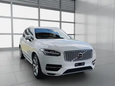 Volvo XC90 T8 AWD — SUV hybride rechargeable 7 places, consommation imbattable — côté