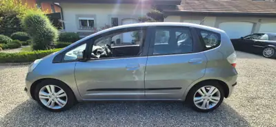 Honda Jazz 1.4i Comfort — Citadine polyvalente, fiable et économique — Heckansicht