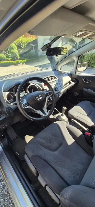 Honda Jazz 1.4i Comfort — Citadine polyvalente, fiable et économique — Detail