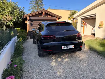 Porsche Macan 3.0 V6 GTS — SUV sportif affirmé, 79'000 km seulement — Heckansicht