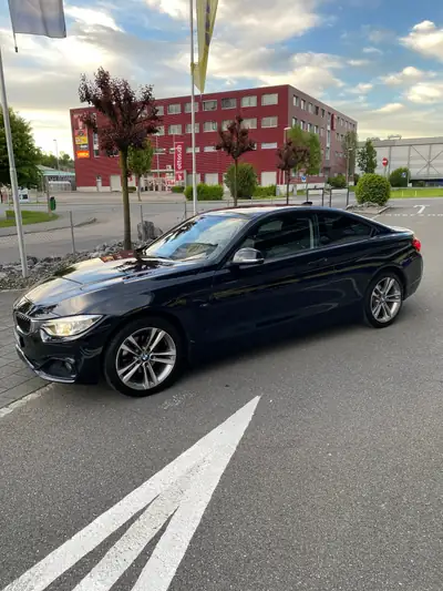 BMW 420d xDrive Coupé — Diesel performant, contrôle intégral et économie assurée — fianco