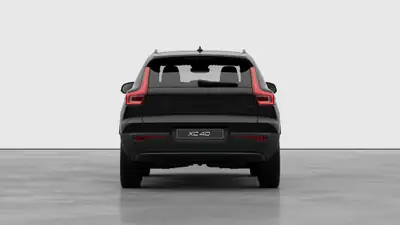 Volvo XC40 2.0 B4 MH Black Edition — SUV hybride léger, ultra économique et quasi neuf — détail