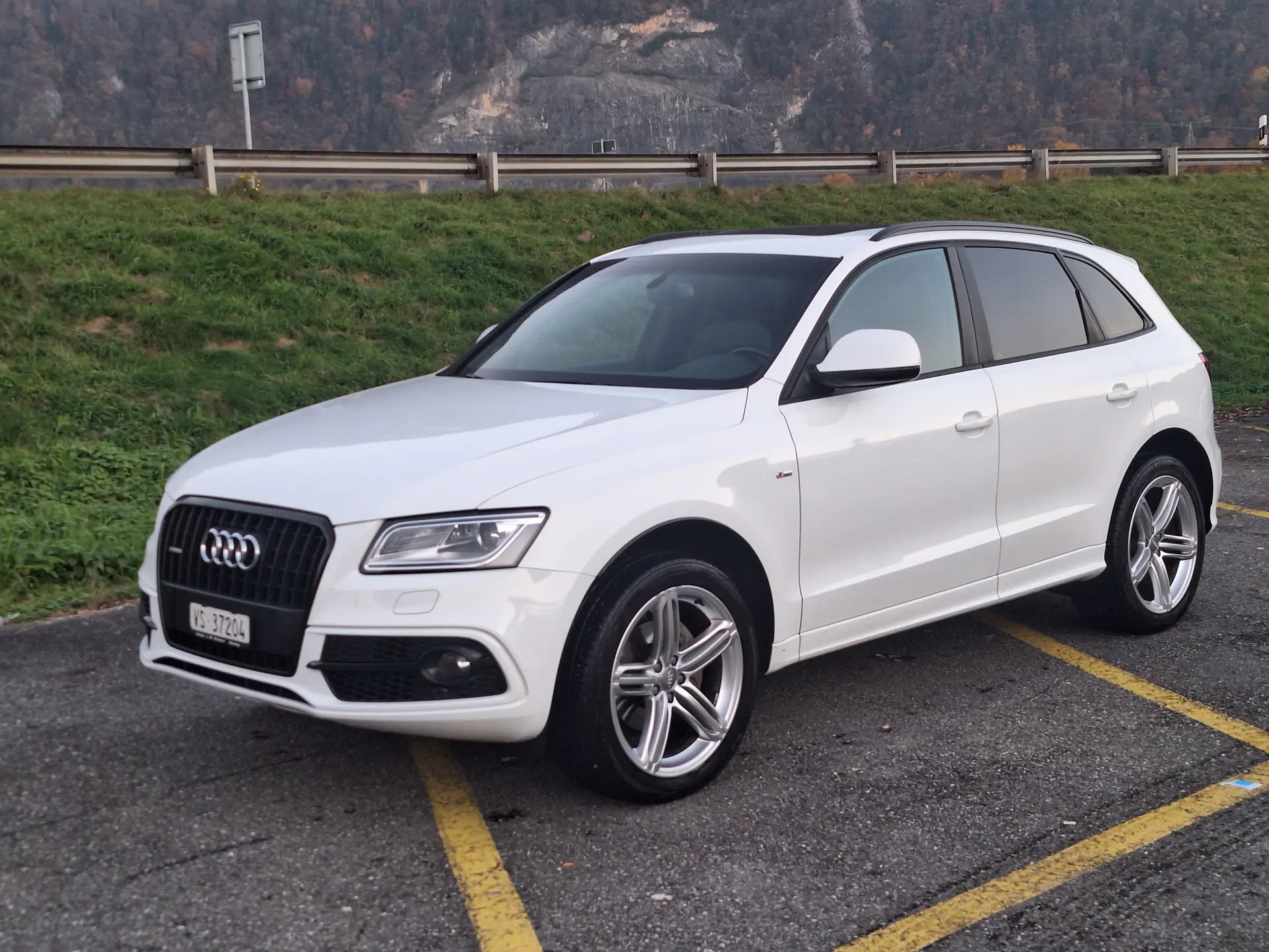 Audi Q5 2.0 TFSI Quattro — SUV premium allemand, 224 ch et transmission intégrale