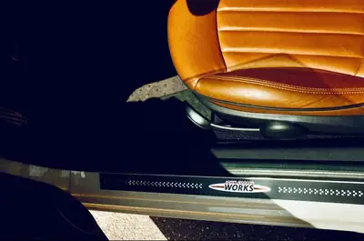 MINI Cabrio John Cooper Works — Roadster sportif 211 ch, faible kilométrage — tableau de bord