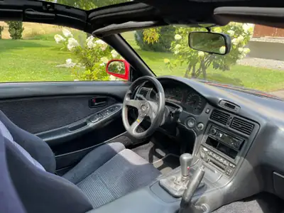 Toyota MR2 SW20 2.0 GTi — Le coupé sport nippon des années 90, moteur 156 ch — Miniature 11