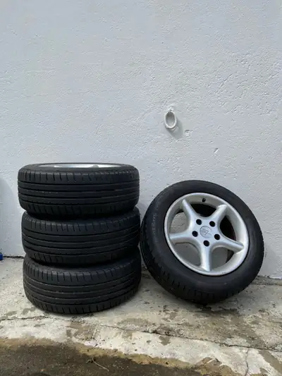 Toyota MR2 SW20 2.0 GTi — Le coupé sport nippon des années 90, moteur 156 ch — Miniature 15
