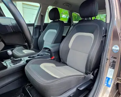 Kia Ceed 1.6 GDi Style — Break pratique et économique, entretien complet — Miniatura 8