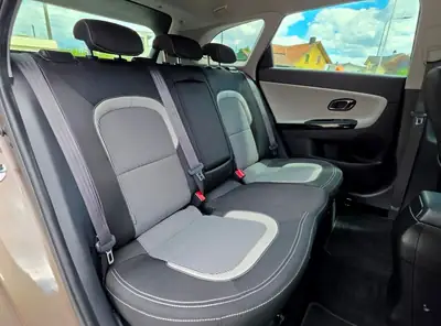 Kia Ceed 1.6 GDi Style — Break pratique et économique, entretien complet — Miniatura 10
