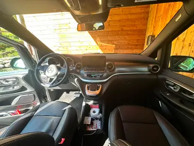 Mercedes-Benz EQV 300 Avantgarde — Monospace électrique 7 places, 46000 km seulement — Innenraum