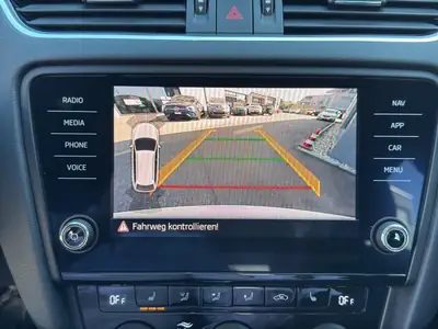 Skoda Octavia Combi 2.0 TDI — Break robuste, sans accident, 183 600 km — Miniature 27