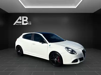 Alfa Romeo Giulietta 1750 TBi Quadrifoglio Verde — Sportive italienne, 241 ch, état impeccable — détail