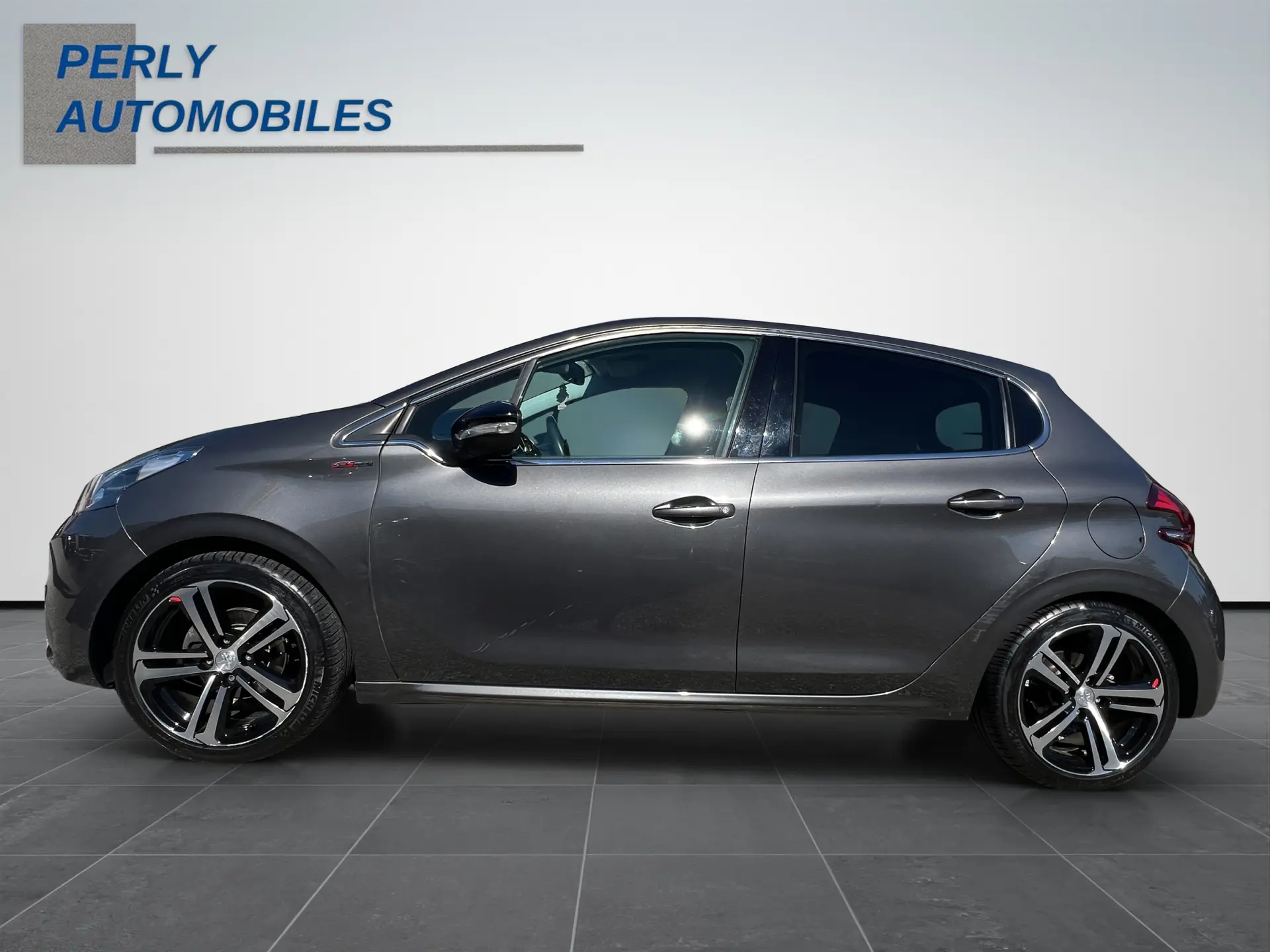 Peugeot 208 2018 occasion Perly — 3