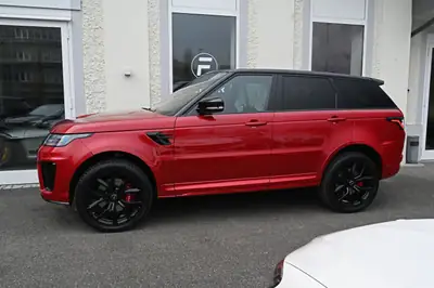 Range Rover Sport SVR 5.0 V8 Bi-Compresseur — 575 ch, Design Firenze Red Signature — détail