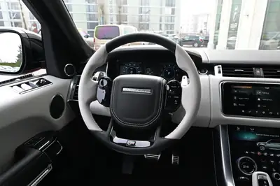 Range Rover Sport SVR 5.0 V8 Bi-Compresseur — 575 ch, Design Firenze Red Signature — Miniature 17