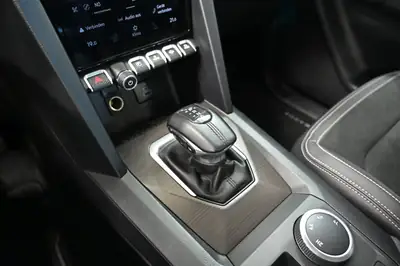 VW Amarok 3.0 TDI Style Winter — Pickup robuste 240 ch, 4Motion, peu kilométré — Miniature 17