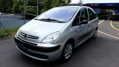 Citroën Xsara Picasso 1.6i 16V Exclusive — Monospace familial robuste, 128'000 km — côté