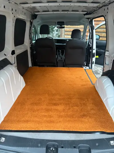 VW Caddy Maxi 2.0 TDI 4Motion — Utilitaire robuste, traction intégrale, garantie incluse — Miniatura 7