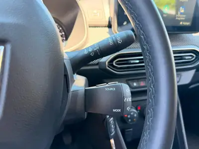 Dacia Sandero TCe 90 Comfort — Petit budget, grande praticité, 26 800 km seulement — Miniature 17