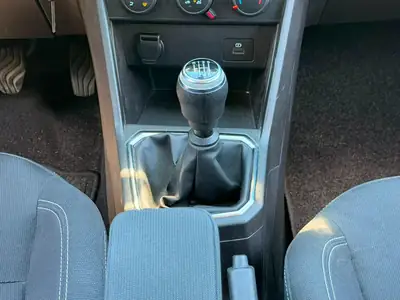 Dacia Sandero TCe 90 Comfort — Petit budget, grande praticité, 26 800 km seulement — Miniature 21