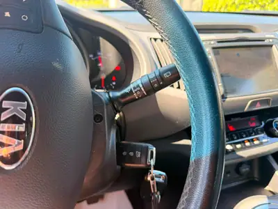 Kia Sportage 1.6 GDi Swiss Eco Edition — SUV fiable, économique et sans sinistre — Miniature 17