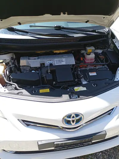 Toyota Prius Plus 2014 — Monospace hybride économique, 425'000 km — Miniature 16