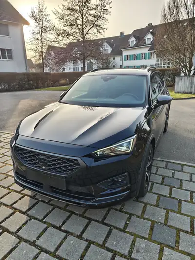 SEAT Tarraco 2.0 TDI Hola 4Drive DSG — SUV 7 places robuste, 200 ch et transmission intégrale — vista posteriore
