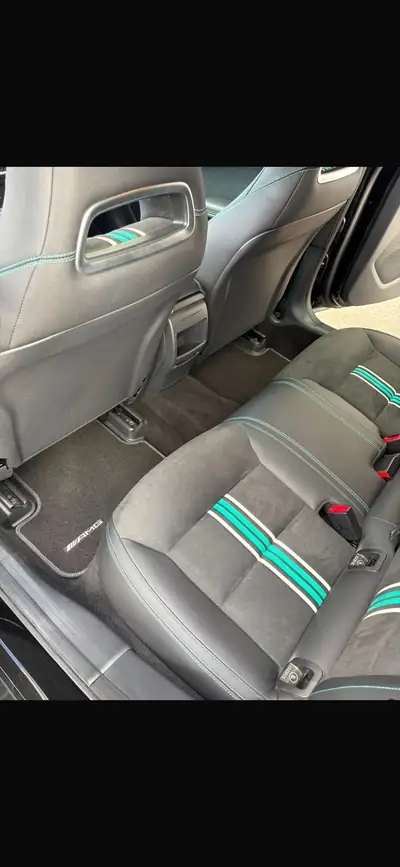 Mercedes-Benz A 250 Sport — Berline compacte performante, Black Edition exclusive — interni