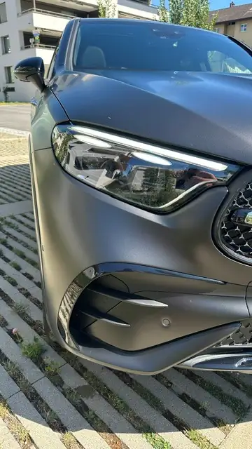 Mercedes-Benz GLC 400 E 4MATIC — SUV hybride rechargeable premium, 6000 km seulement — Miniatur 13
