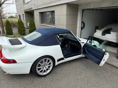 Porsche 911 993 Cabriolet — Icône des années 90, motorisation 3.6L et Aerokit original — Heckansicht