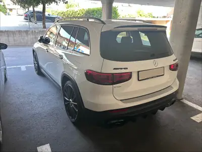 Mercedes-Benz GLB 35 AMG 4matic — SUV compact haute performance, 39 000 km seulement — arrière
