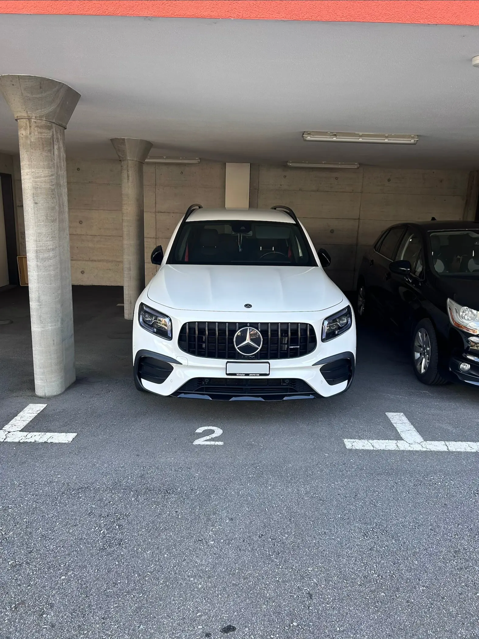 Mercedes-Benz GLB 35 AMG 4matic — SUV compact haute performance, 39 000 km seulement