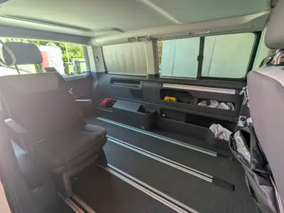 VW T5 2.0 TDI 140 California Beach — Camping-car aménagé, sans sinistre — Miniatura 10