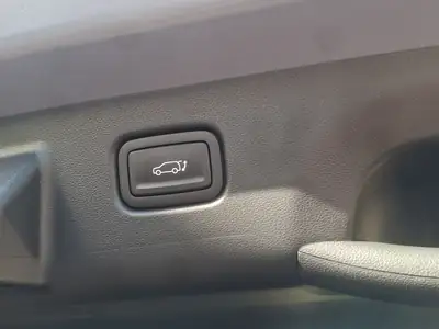 Hyundai Kona 1.6 GDi HEV Vertex Swiss Edition — Hybride rechargeable, 20 km seulement — Miniature 16