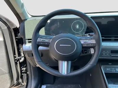 Hyundai Kona HEV Amplia — Hybride compact performant et économe — Miniature 13