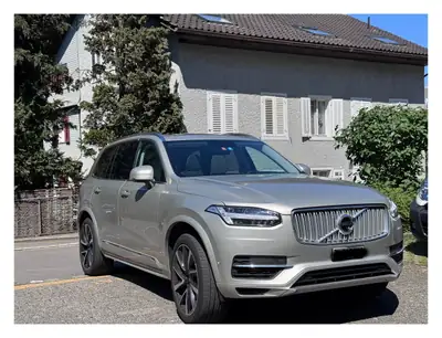 Volvo XC90 T8 Inscription — SUV 7 places hybride rechargeable, 171 000 km — Außenansicht