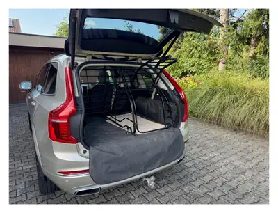 Volvo XC90 T8 Inscription — SUV 7 places hybride rechargeable, 171 000 km — Seitenansicht