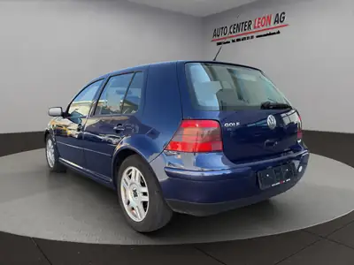 VW Golf 1.6 16V — Berline fiable des années 2000, climatisation, sans accident — intérieur