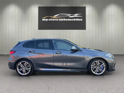 BMW M135i xDrive — Berline sportive 306 ch, très bien équipée, 79 200 km — tableau de bord