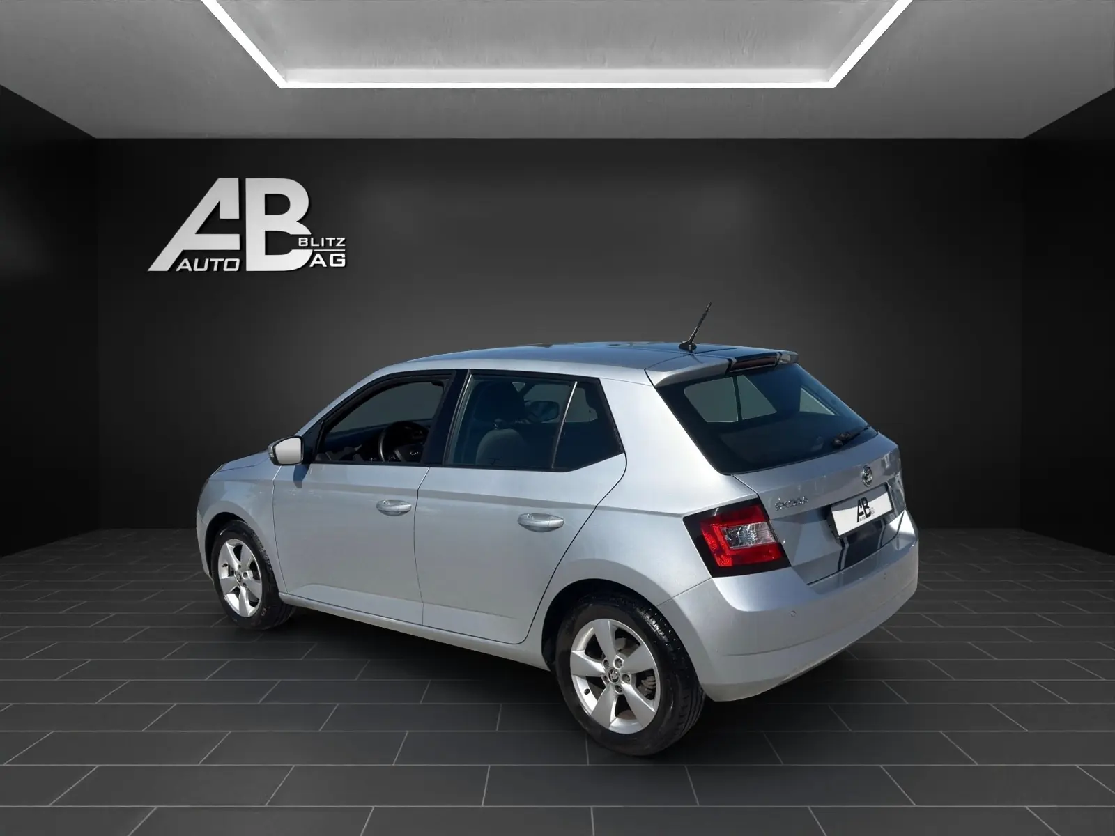 Skoda Fabia 2015 occasion Hunzenschwil — 3