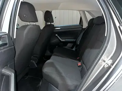 VW Polo 1.0 TSI — Citadine économique et fiable, entretien complet VW — Miniature 13