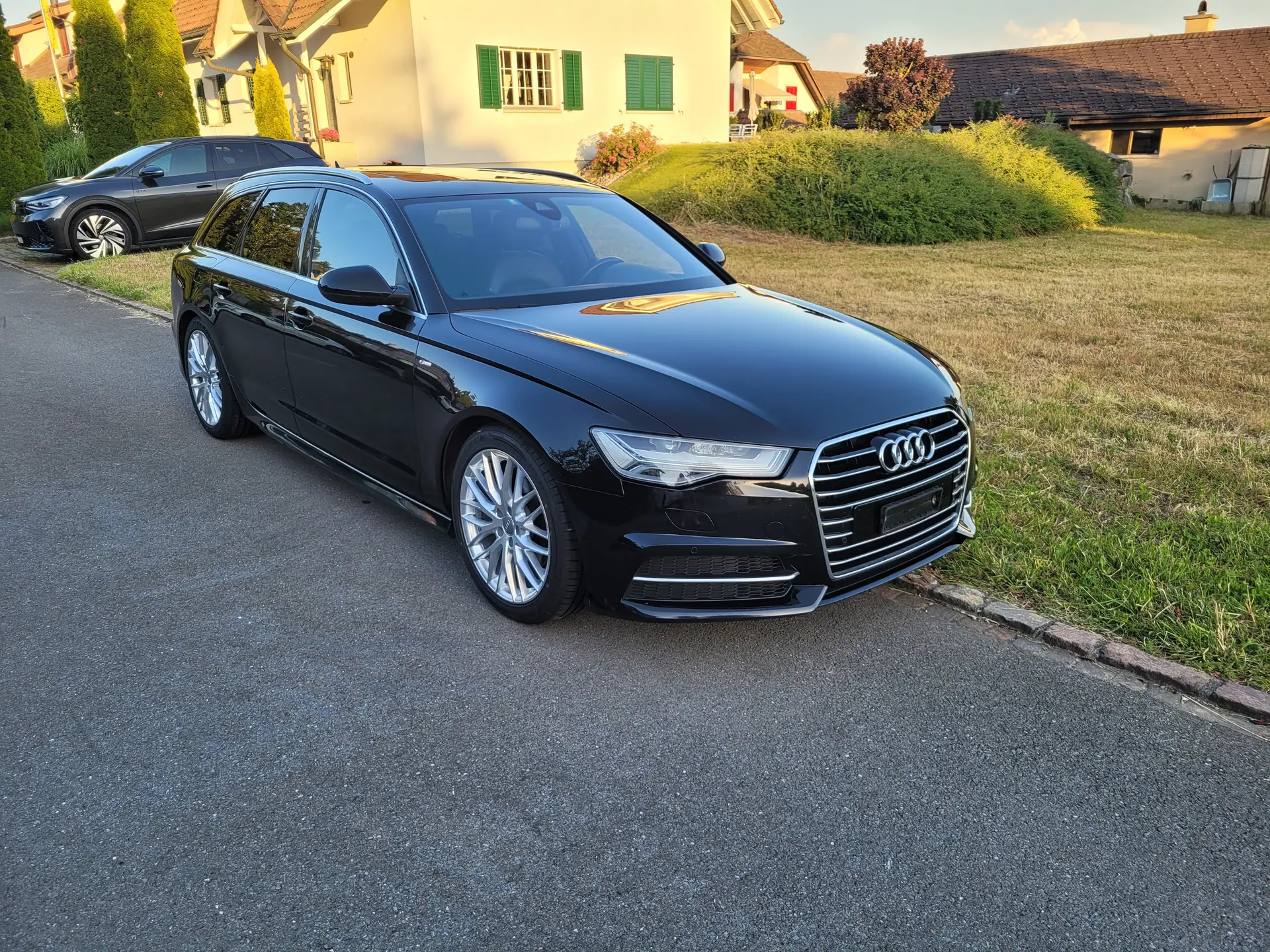 Audi A6 Avant 2.0 TDI S-Line — Break diesel robuste, boîte manuelle, 192 500 km — Außenansicht