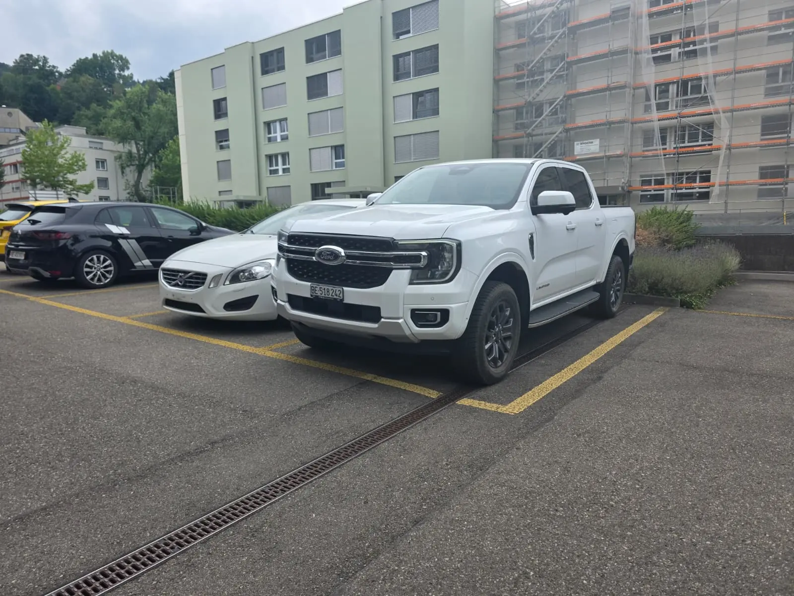 Ford Ranger 2.0 EcoBlue 4x4 Limited — Pick-up robuste, faible kilométrage — vista esterna