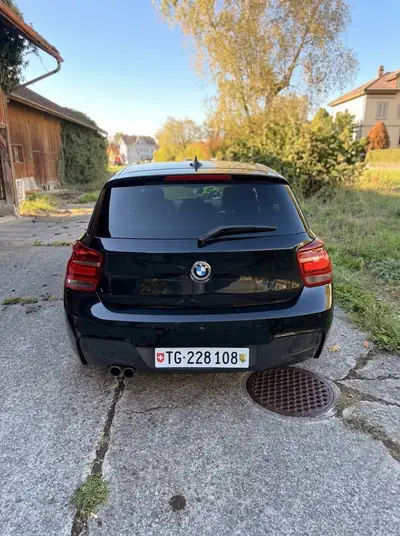 BMW 125i M-Paket — Berline sportive 218 ch, équipée et fiable — Miniatura 8