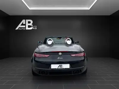 Alfa Romeo Spider 1.8 TBi 200 PS — Cabriolet sportif iconique, premier propriétaire — intérieur
