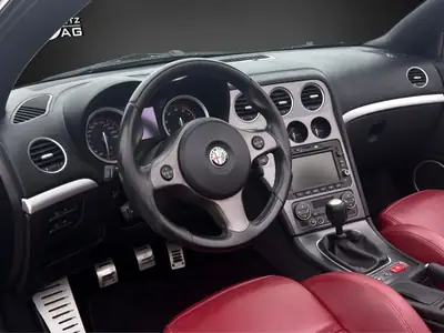 Alfa Romeo Spider 1.8 TBi 200 PS — Cabriolet sportif iconique, premier propriétaire — Miniature 8