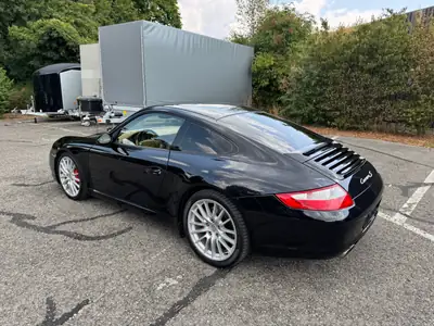 Porsche 911 Carrera S 3.8 2005 — Coupé sportif d'exception, mécanique irréprochable — tableau de bord